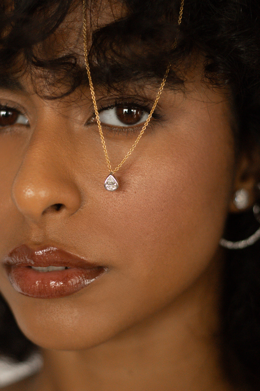 MARAI PEAR SOLITAIRE NECKLACE