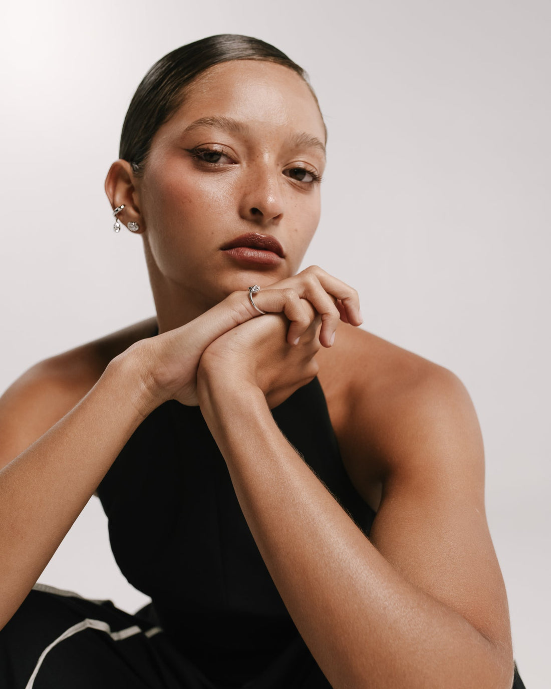 MARAI PEAR EAR CUFF